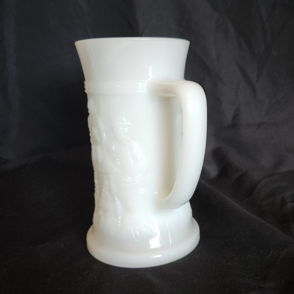 Federal Glass Iridescent Milk Glass Beer Stine - Picture 5 of 10
